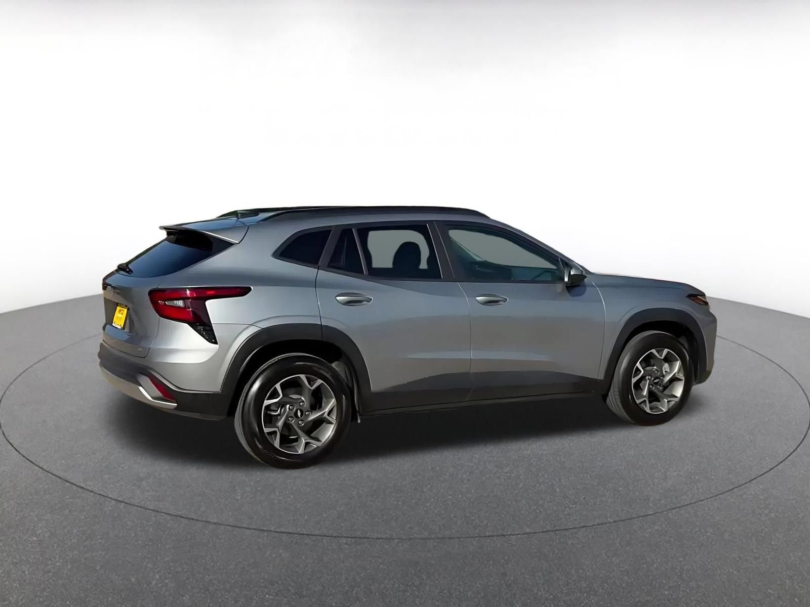 Thumbnail: 2025 Chevrolet Trax - 15