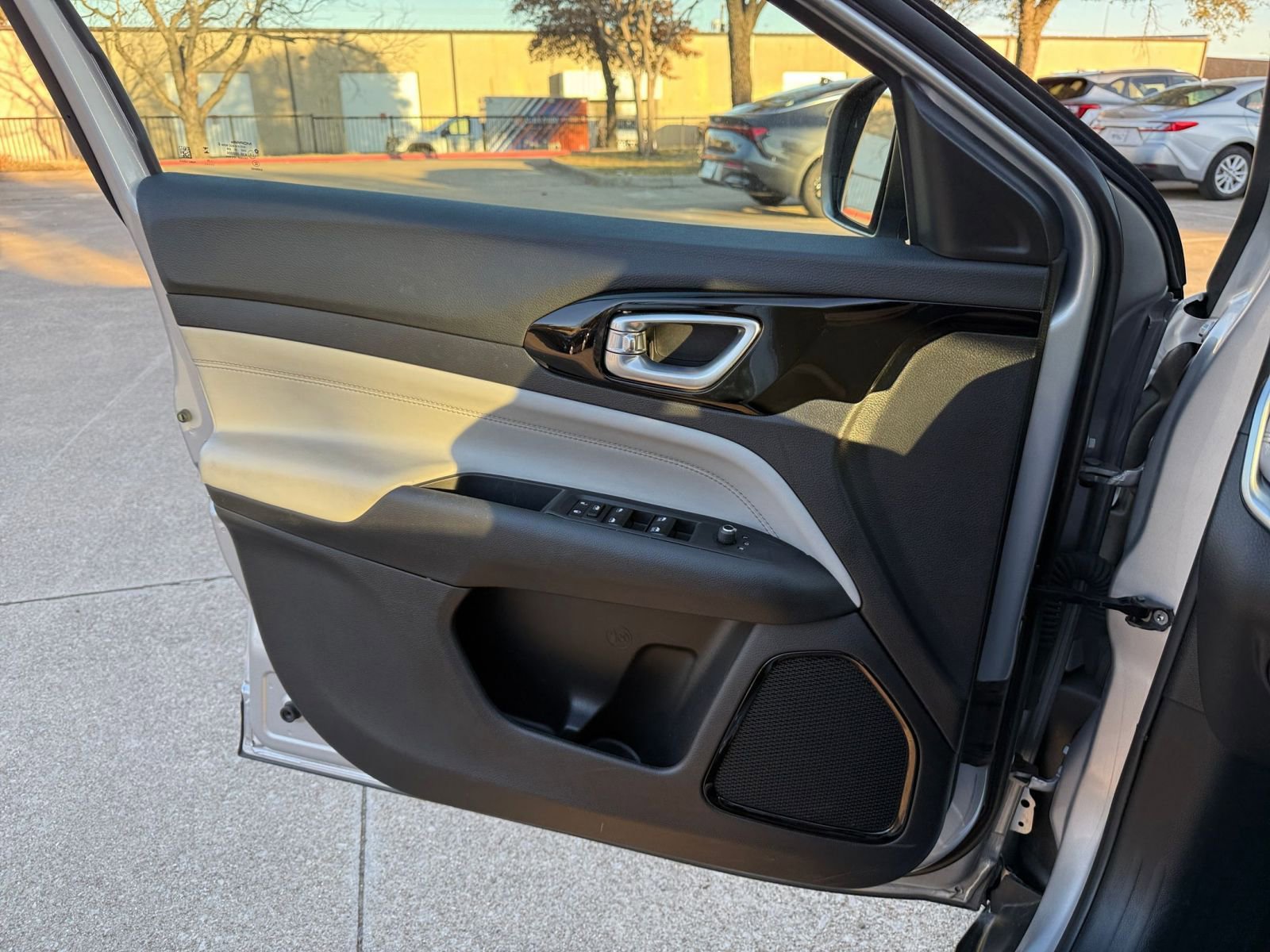 Thumbnail: 2025 Jeep Compass - 18