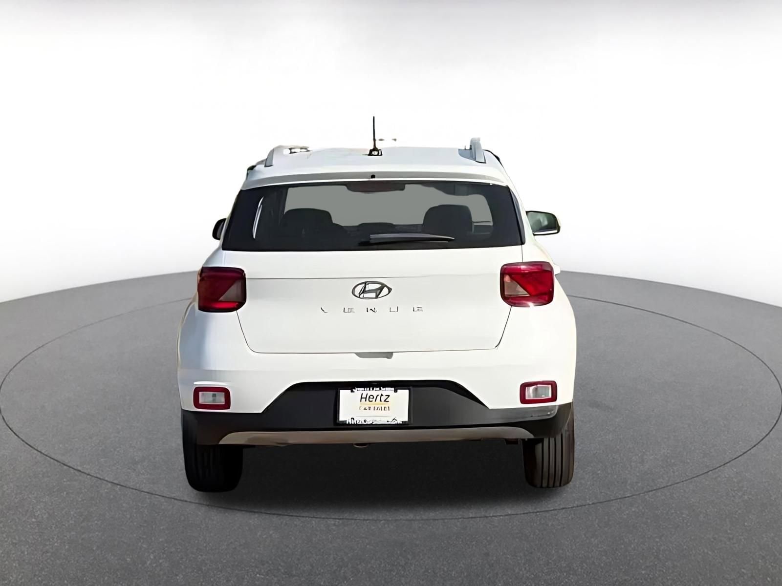 Thumbnail: 2023 Hyundai Venue - 12