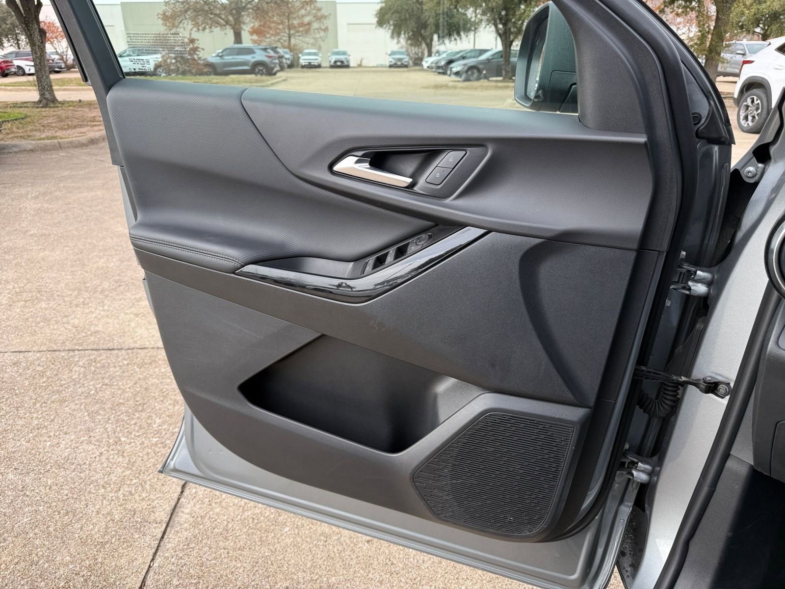 Thumbnail: 2025 Chevrolet Equinox - 20