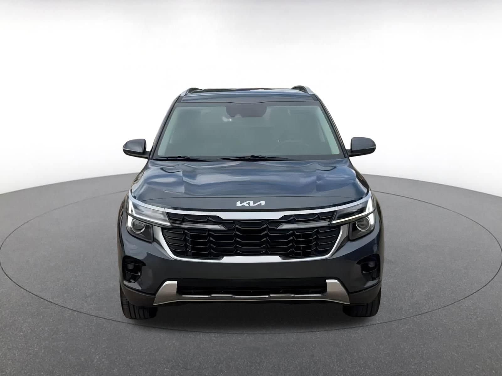 Thumbnail: 2025 Kia Seltos - 4