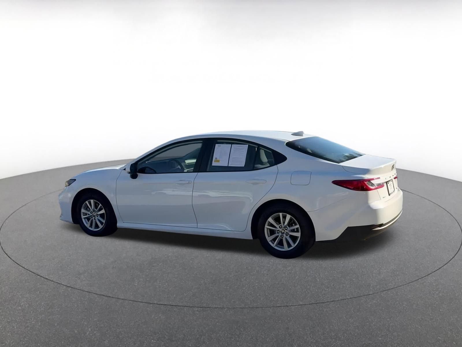 Thumbnail: 2025 Toyota Camry - 10