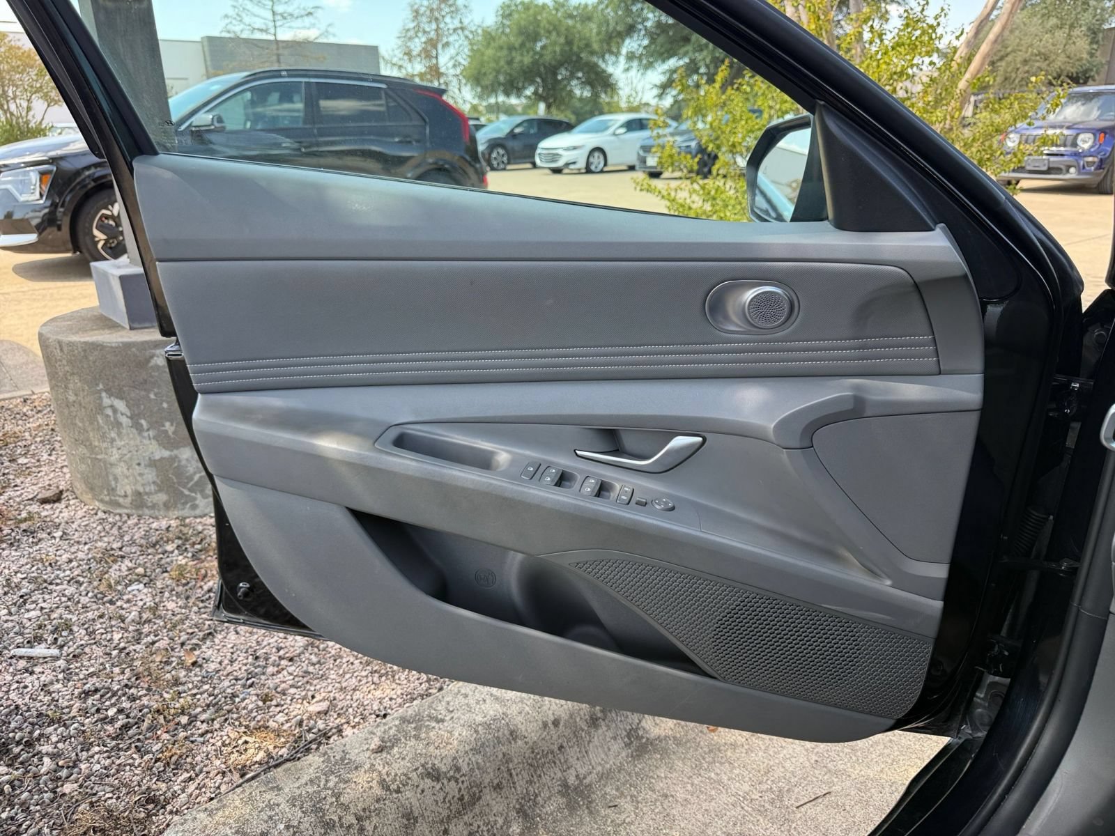 Thumbnail: 2026 Hyundai Elantra - 18