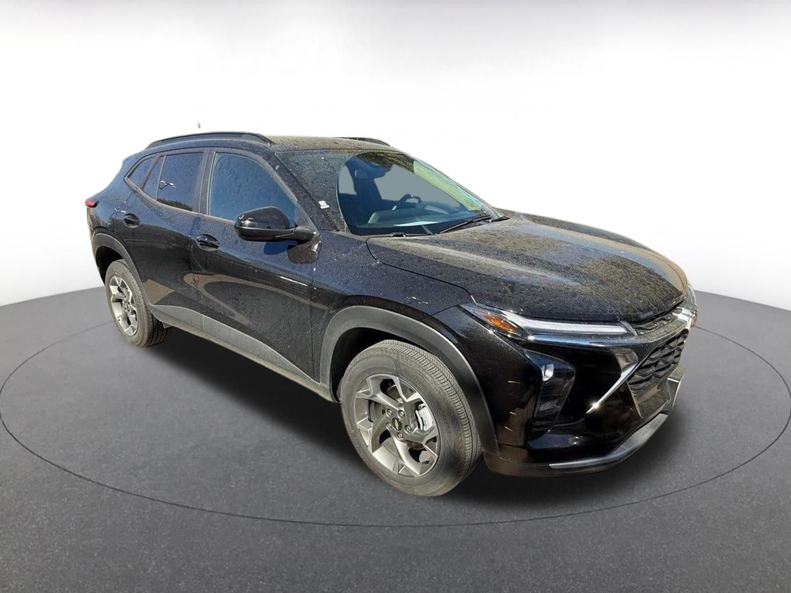 Thumbnail: 2025 Chevrolet Trax - 1