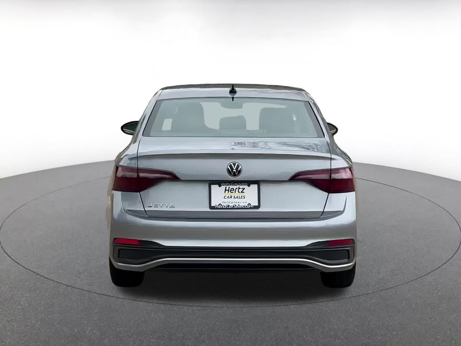 Thumbnail: 2024 Volkswagen Jetta - 12