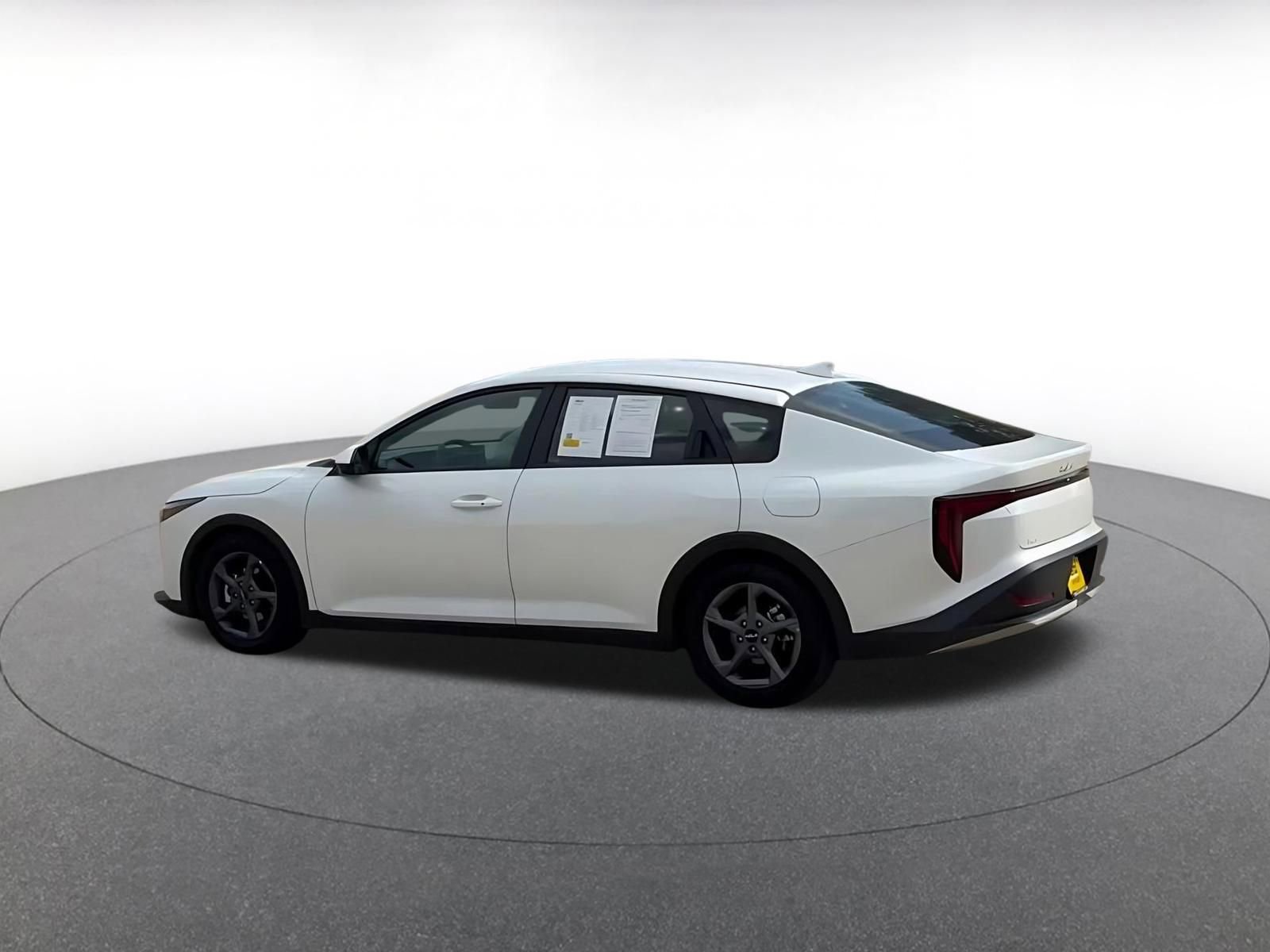 Thumbnail: 2025 Kia K4 - 11