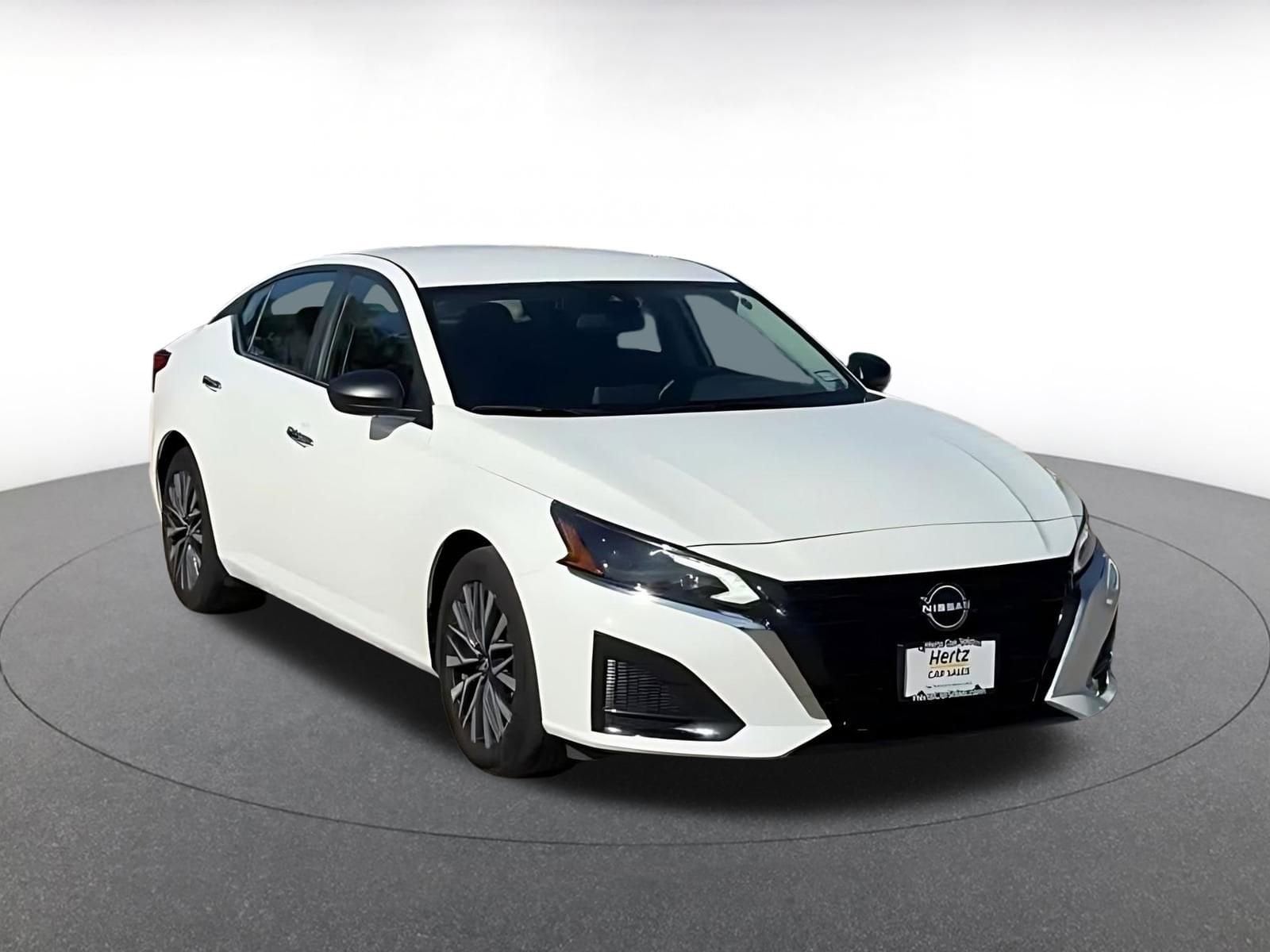 Thumbnail: 2025 Nissan Altima - 3