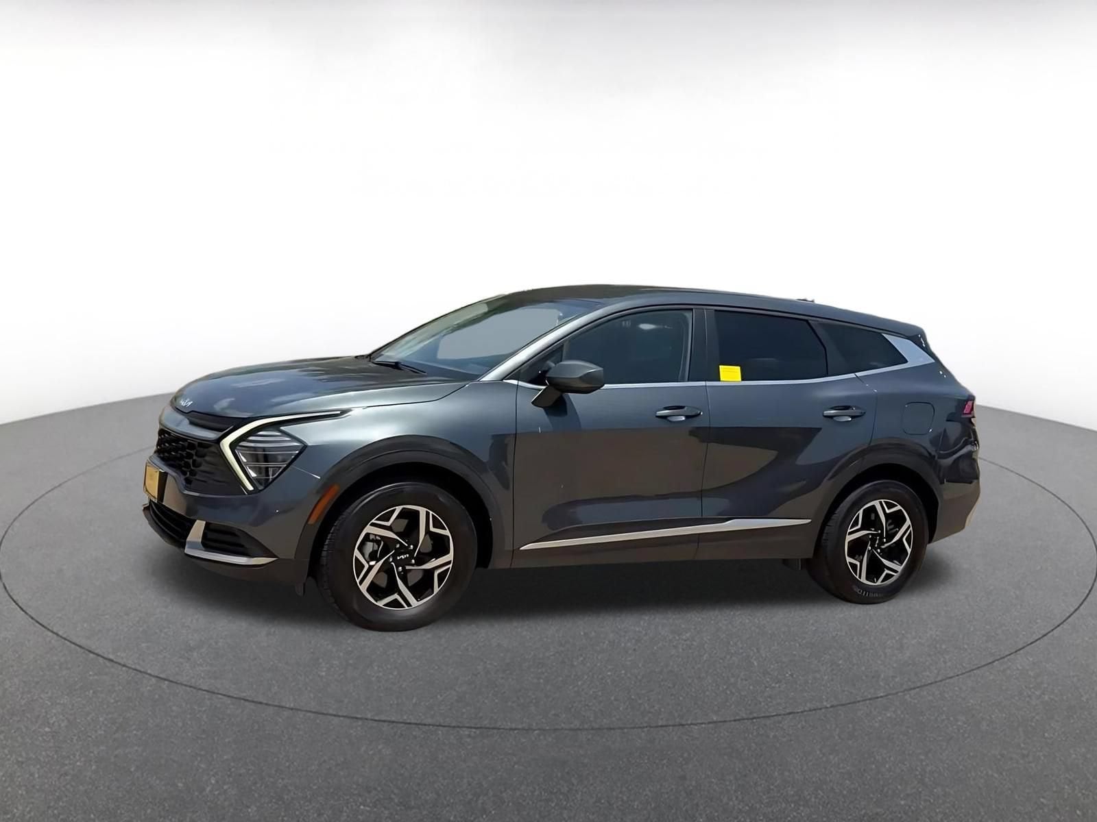 Thumbnail: 2024 Kia Sportage - 8