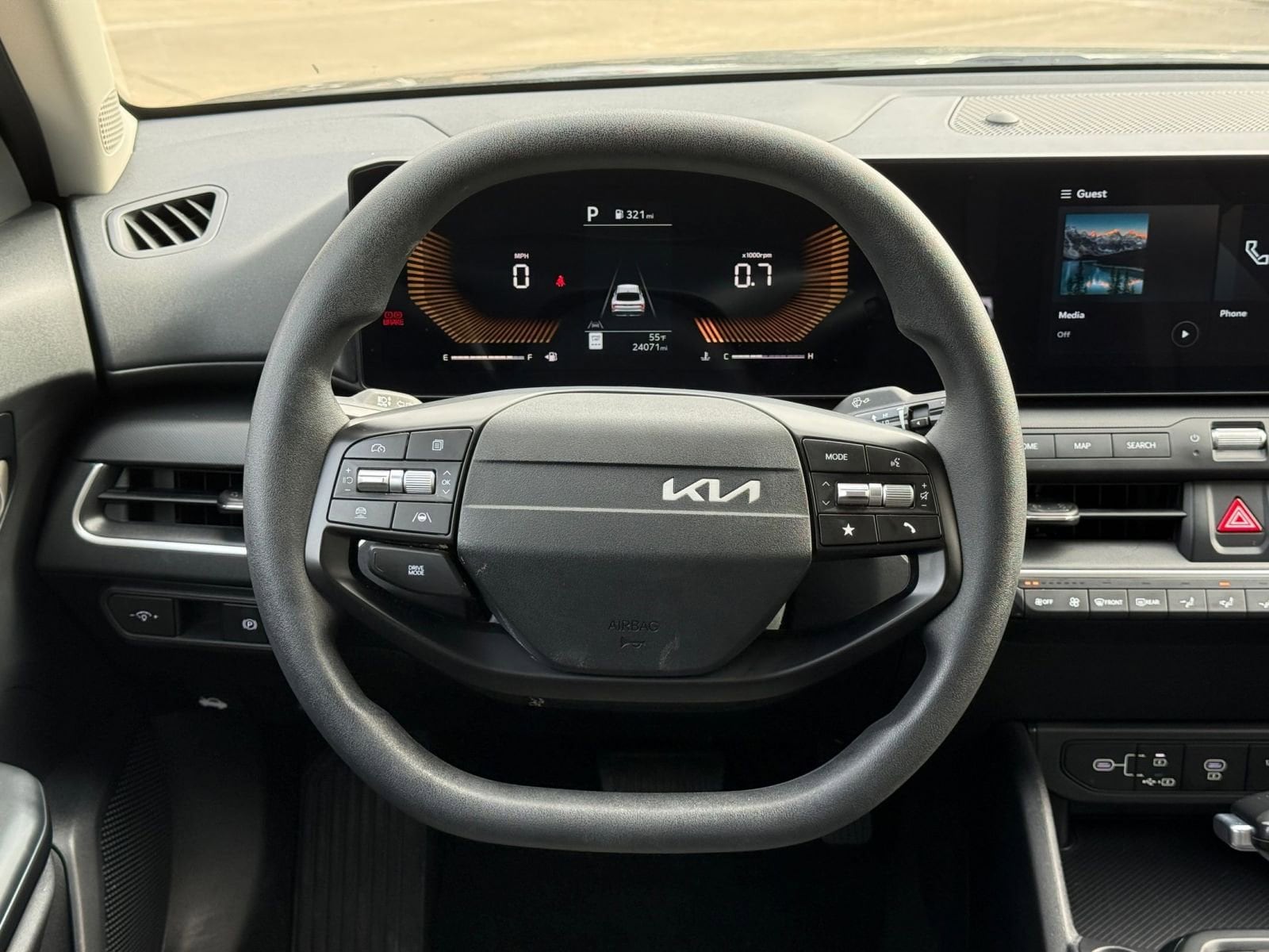 Thumbnail: 2025 Kia K4 - 30