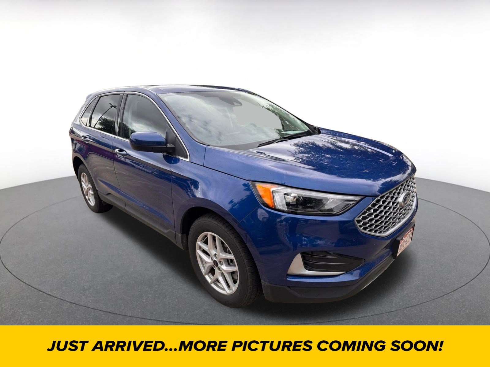 2024 Ford Edge  Hero Image