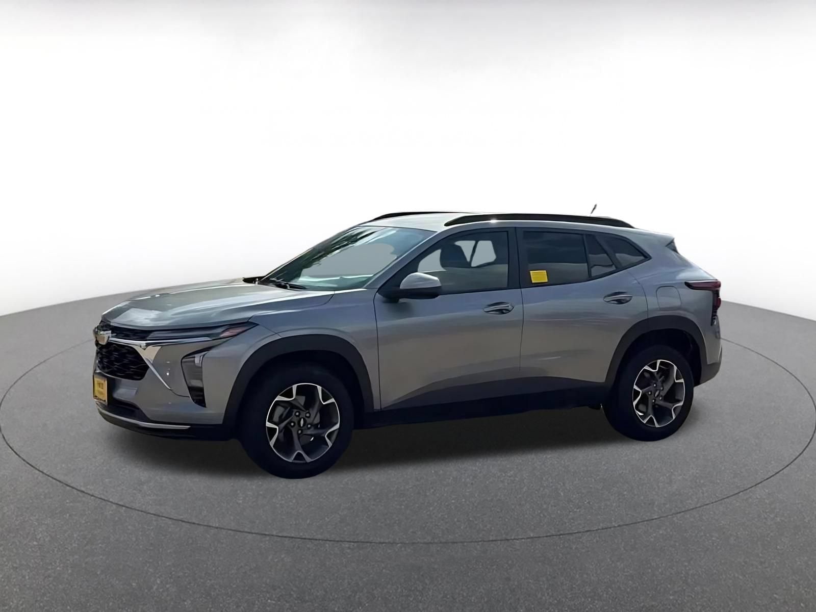 Thumbnail: 2025 Chevrolet Trax - 8