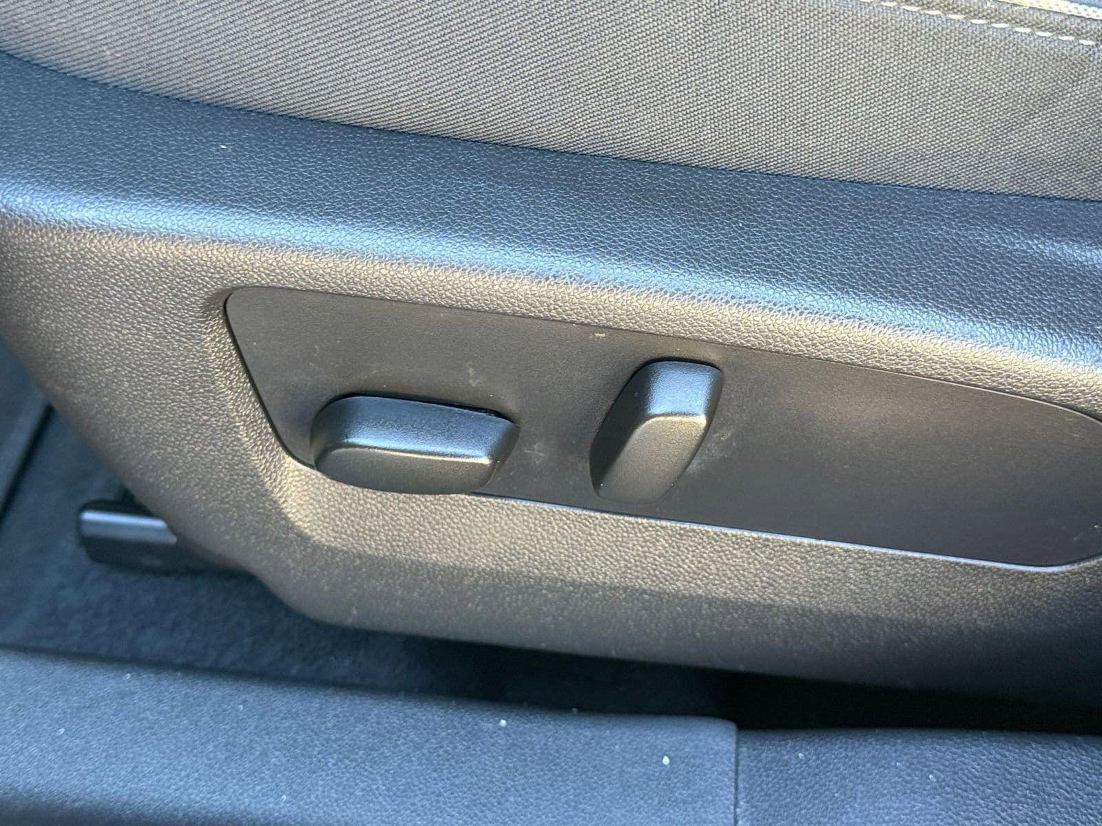 Thumbnail: 2023 Buick Envision - 23