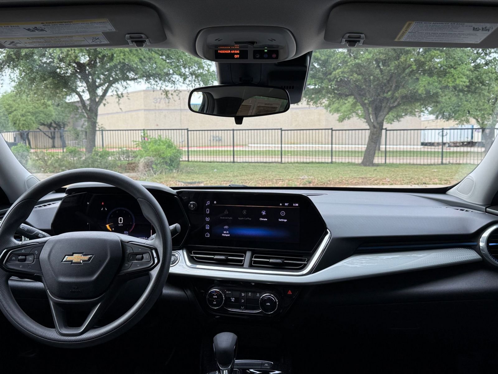 Thumbnail: 2025 Chevrolet Trax - 33