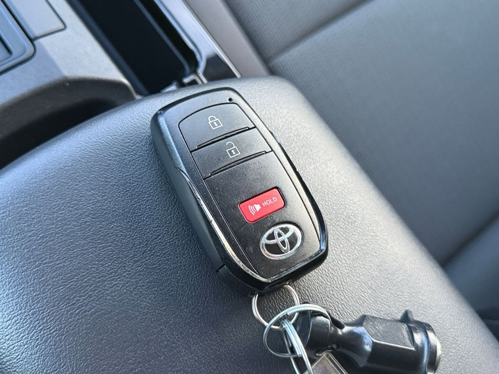 Thumbnail: 2025 Toyota Prius - 22