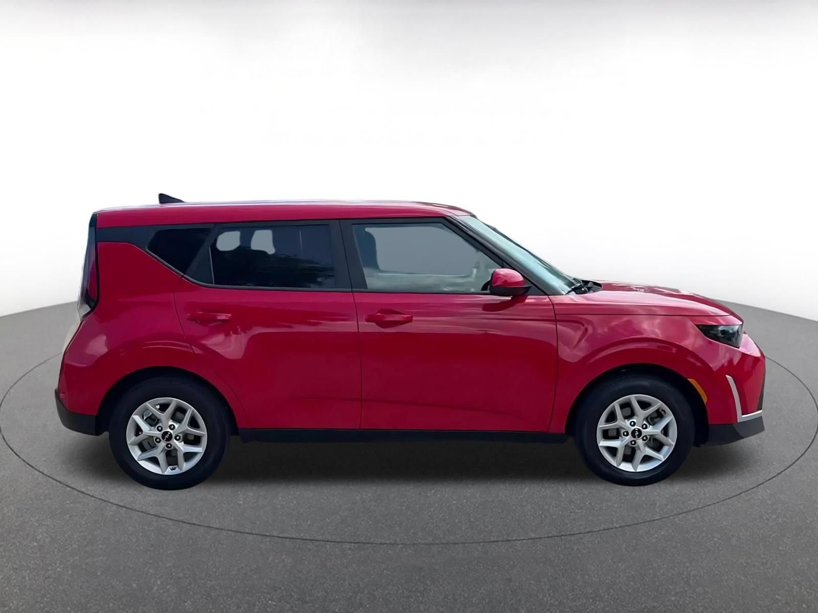 Thumbnail: 2025 Kia Soul - 16