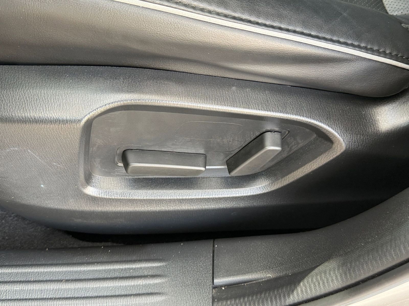 Thumbnail: 2025 Mazda CX-5 - 23