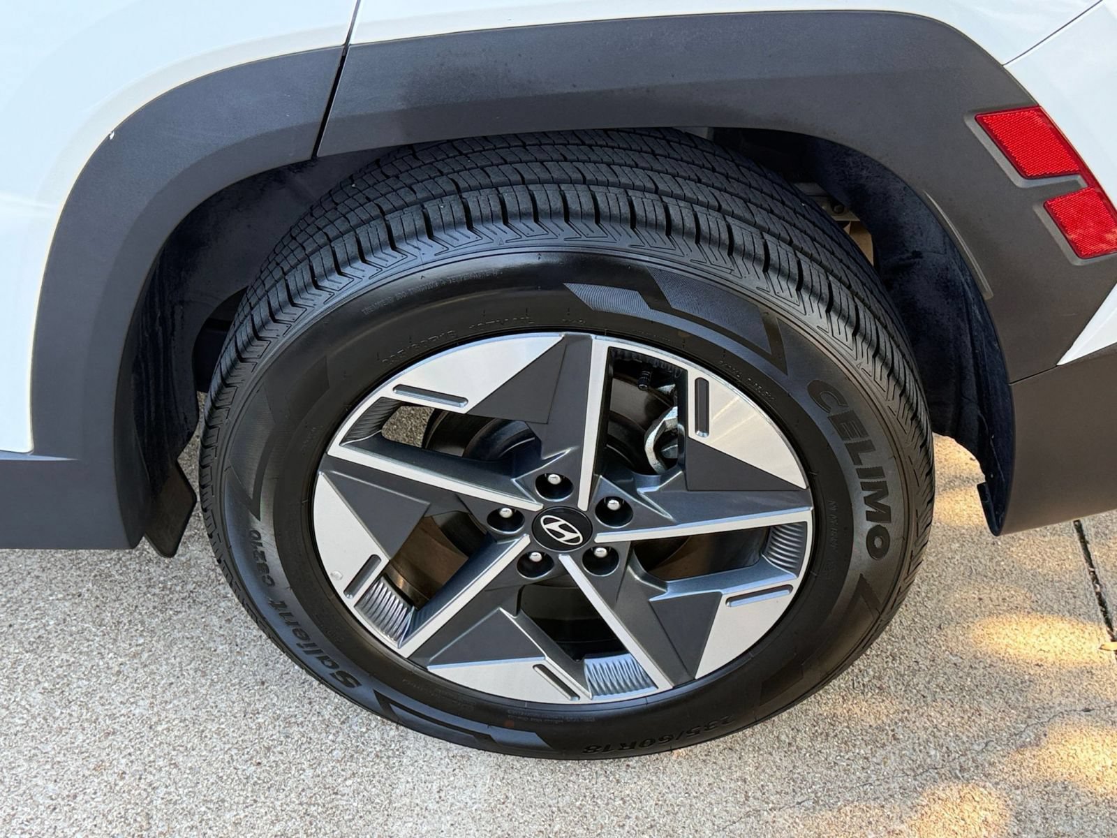Thumbnail: 2025 Hyundai Tucson - 26