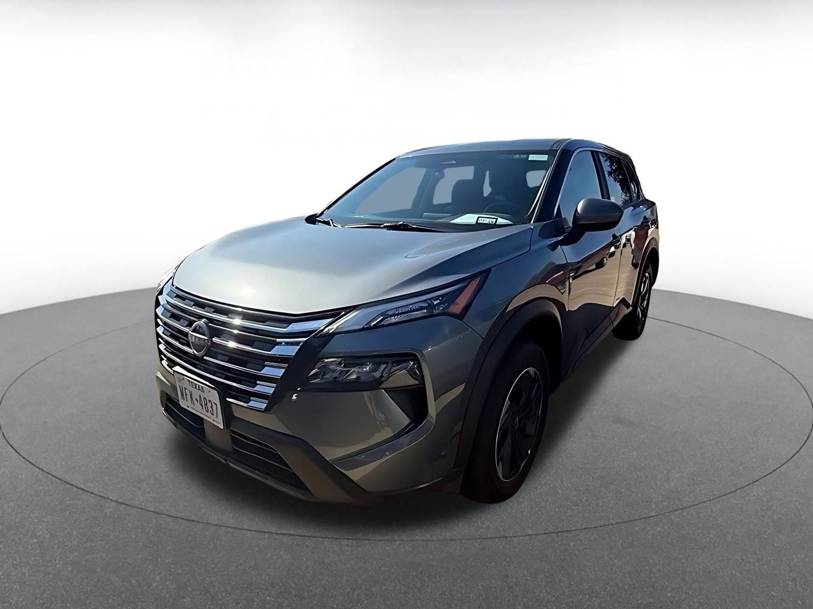 Thumbnail: 2025 Nissan Rogue - 2