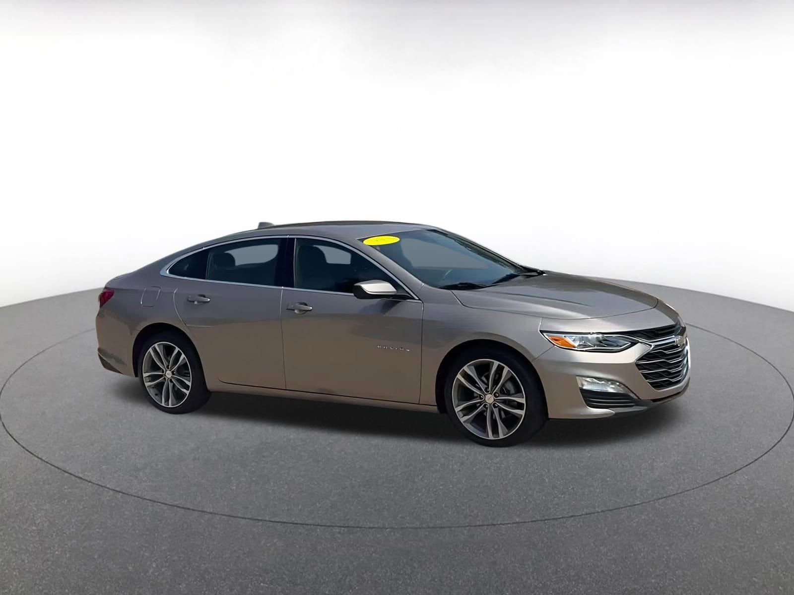 Thumbnail: 2024 Chevrolet Malibu - 2