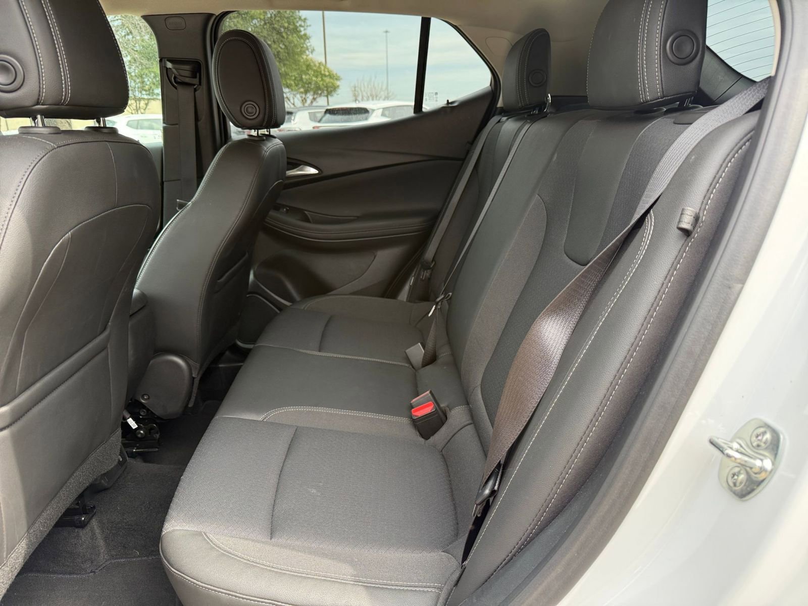Thumbnail: 2025 Buick Encore GX - 27