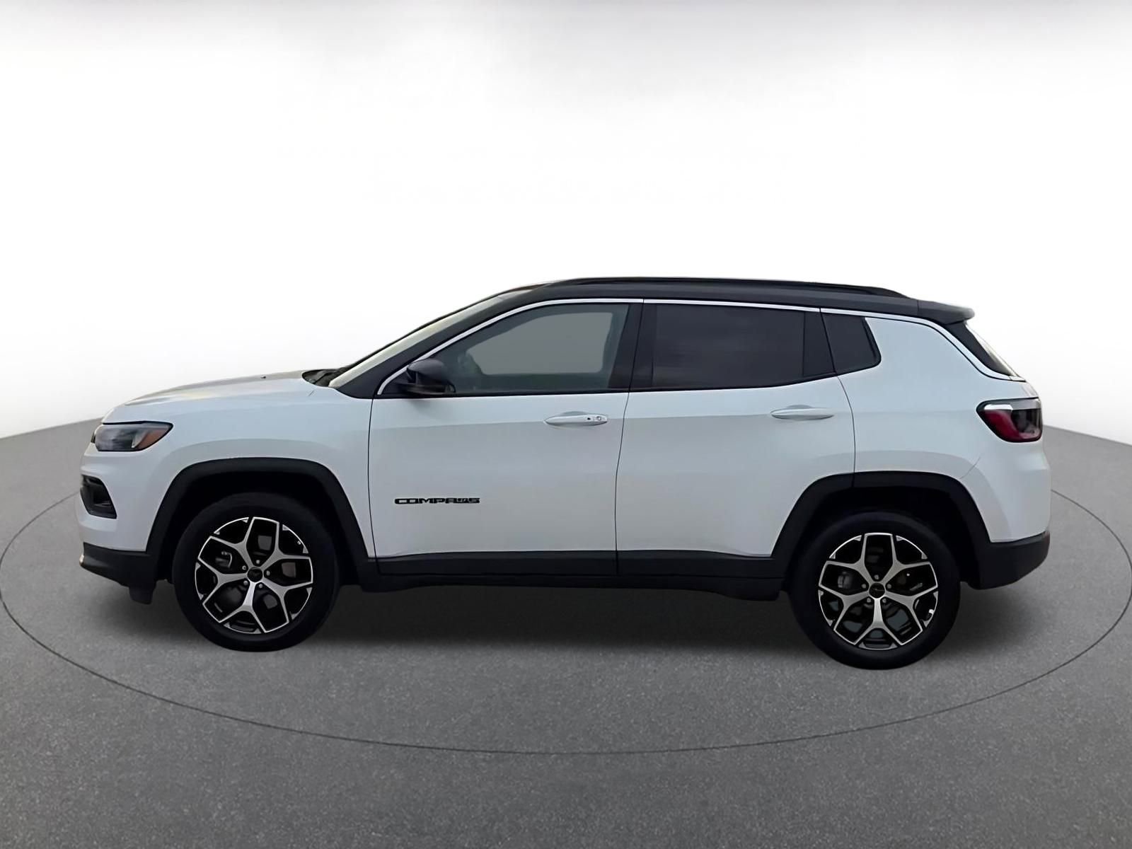 Thumbnail: 2025 Jeep Compass - 9