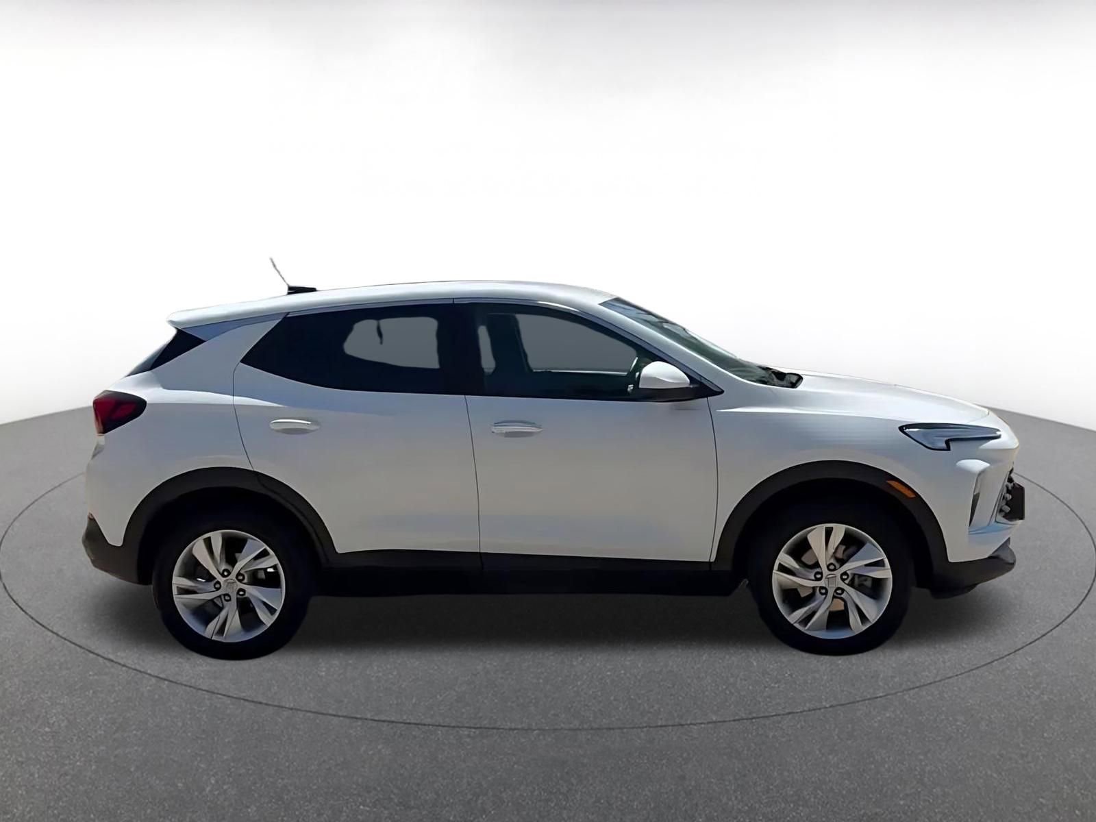 Thumbnail: 2025 Buick Encore GX - 16