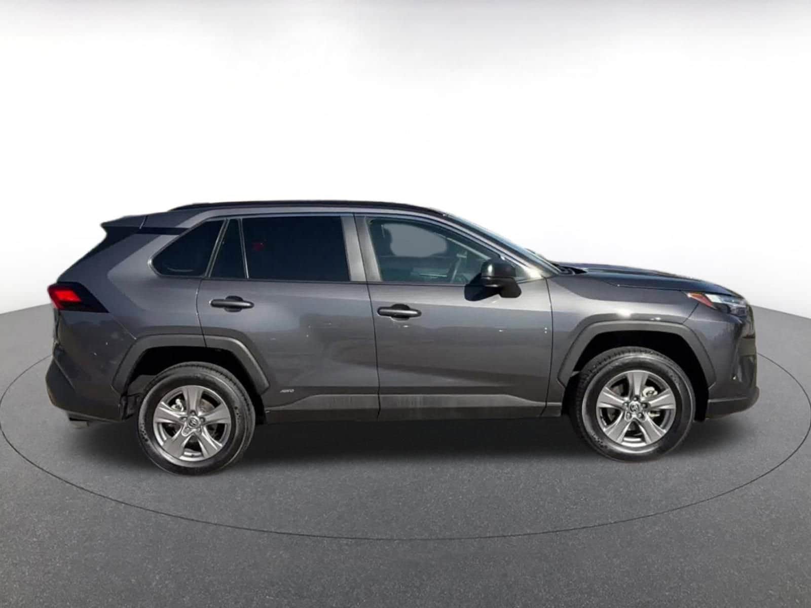 Thumbnail: 2025 Toyota RAV4 - 17