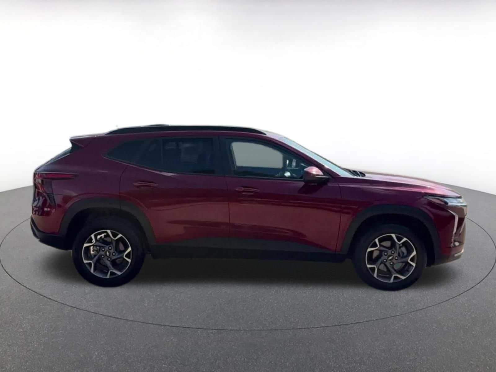 Thumbnail: 2025 Chevrolet Trax - 16