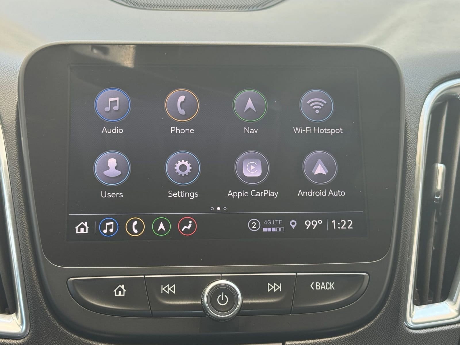 Thumbnail: 2024 Chevrolet Malibu - 21