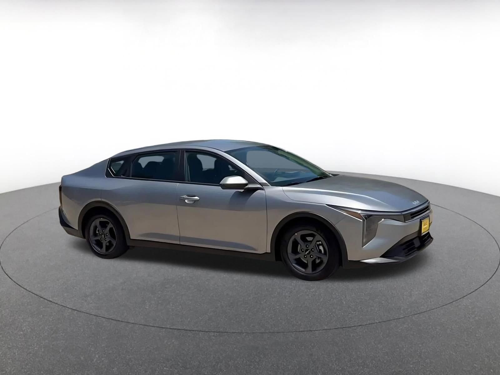 Thumbnail: 2025 Kia K4 - 2