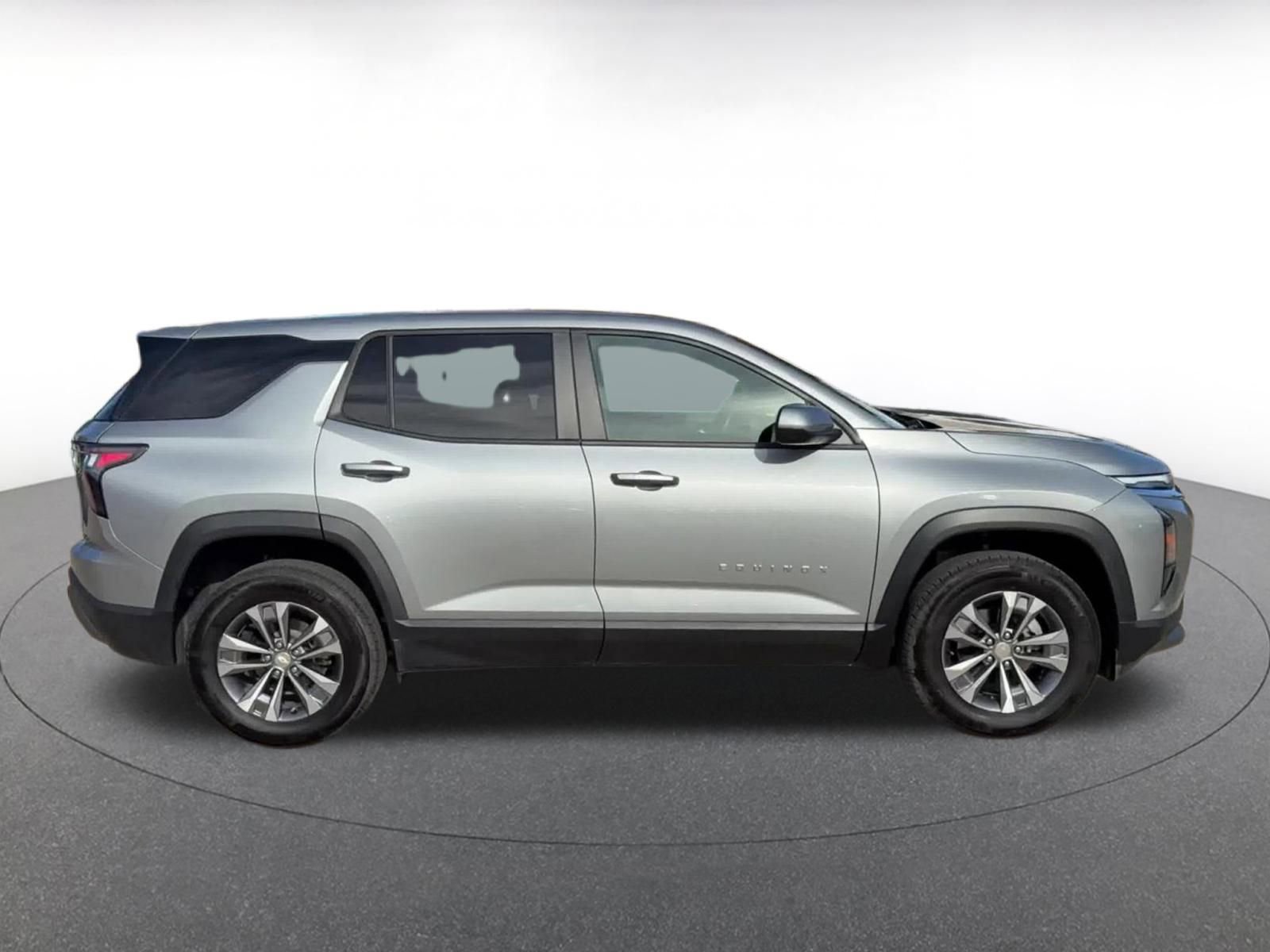 Thumbnail: 2025 Chevrolet Equinox - 16