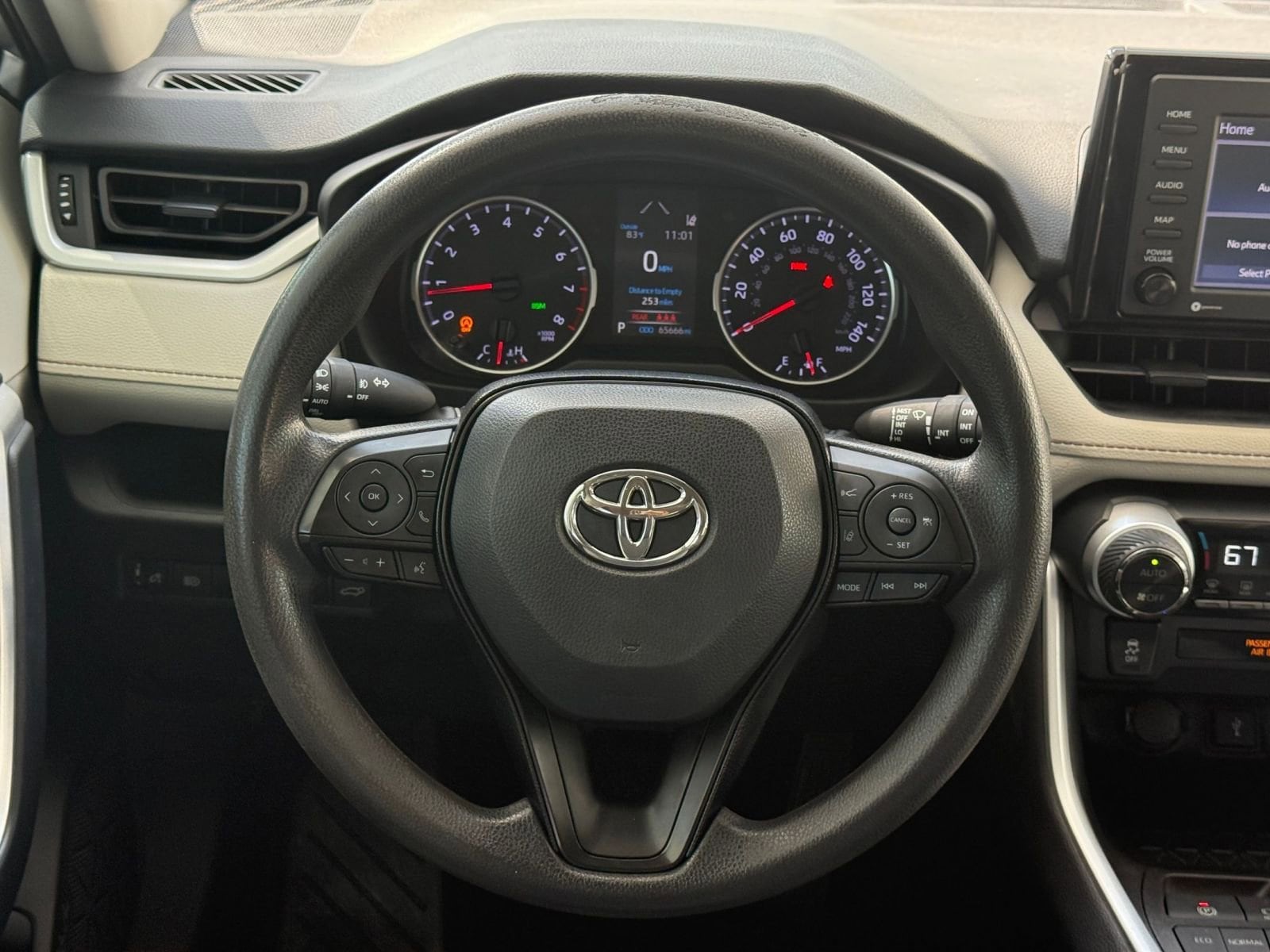 Thumbnail: 2021 Toyota RAV4 - 28