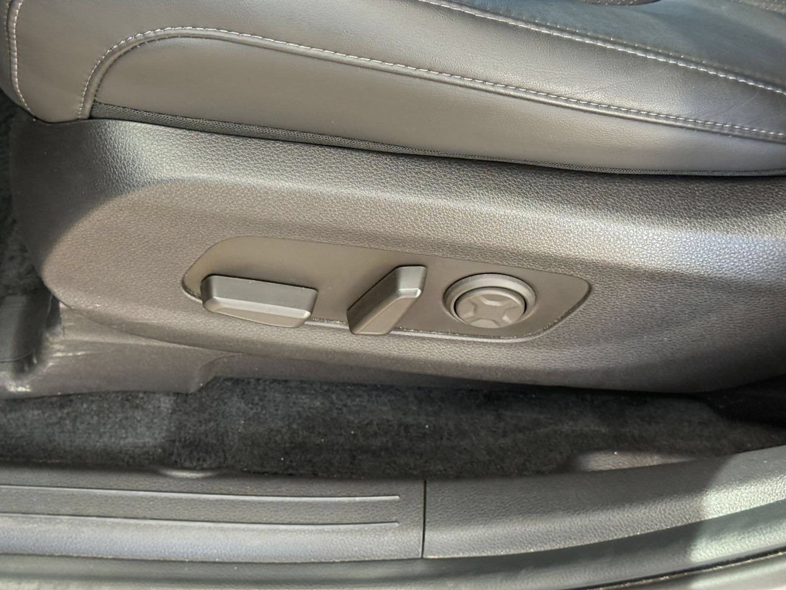 Thumbnail: 2026 Kia Carnival - 23
