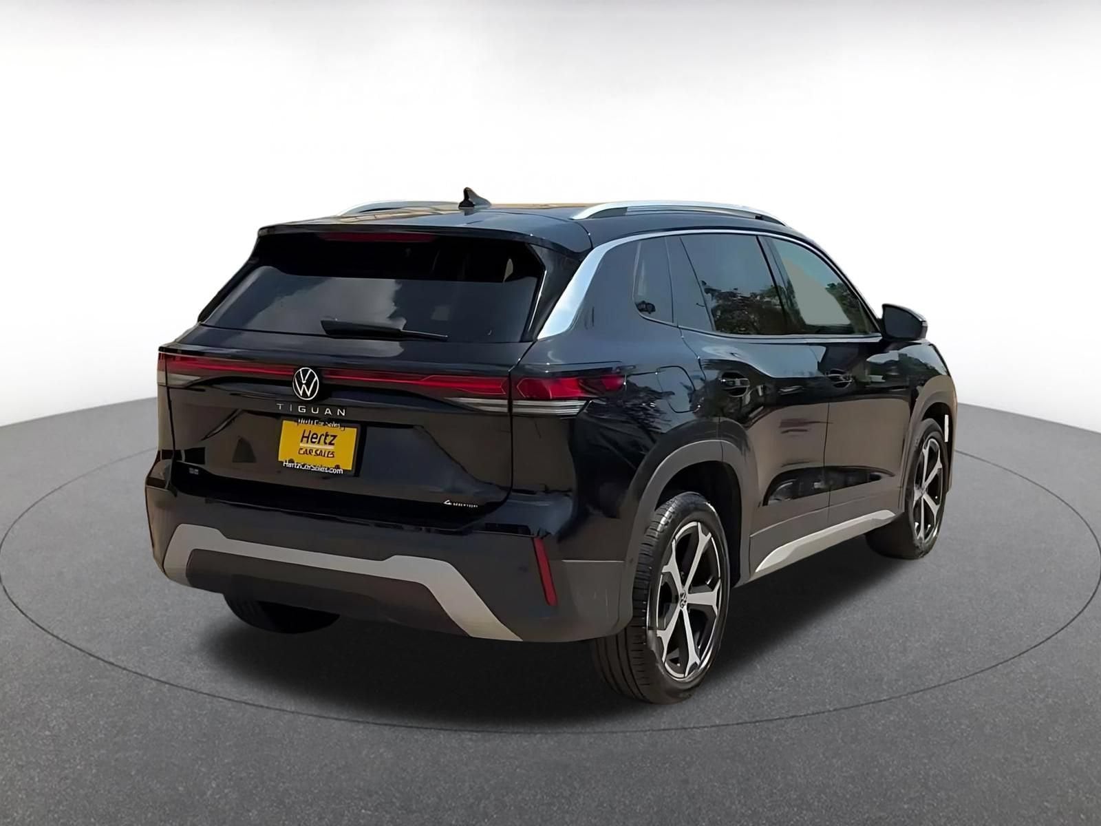 Thumbnail: 2026 Volkswagen Tiguan - 14