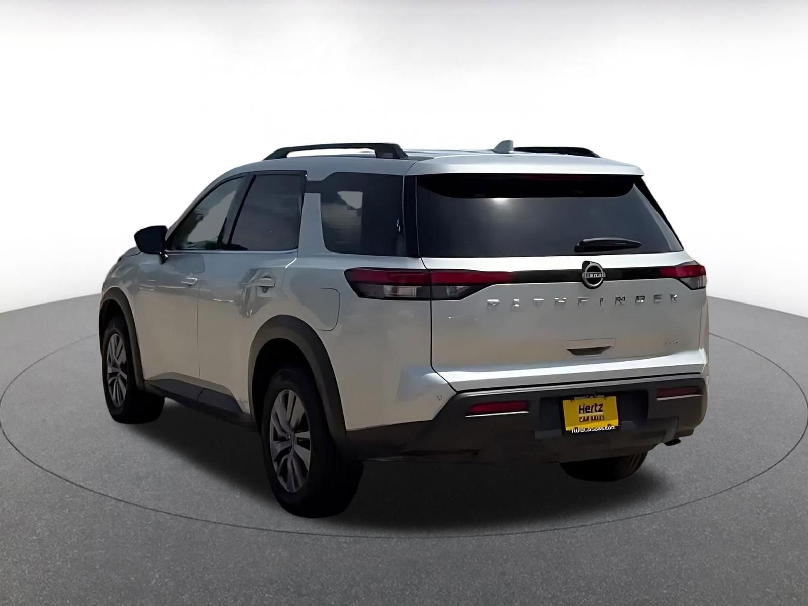 Thumbnail: 2025 Nissan Pathfinder - 11