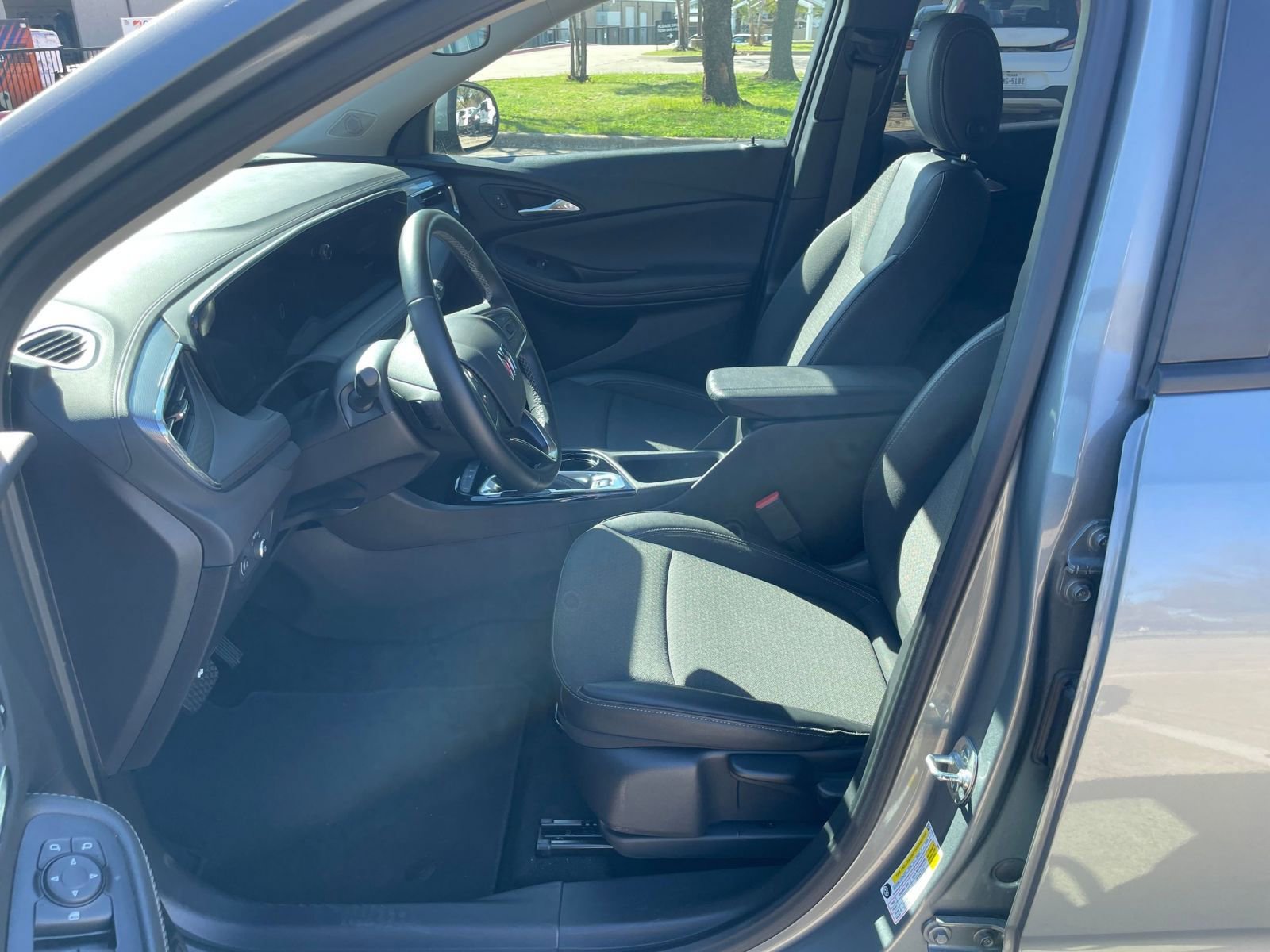 Thumbnail: 2025 Buick Encore GX - 30