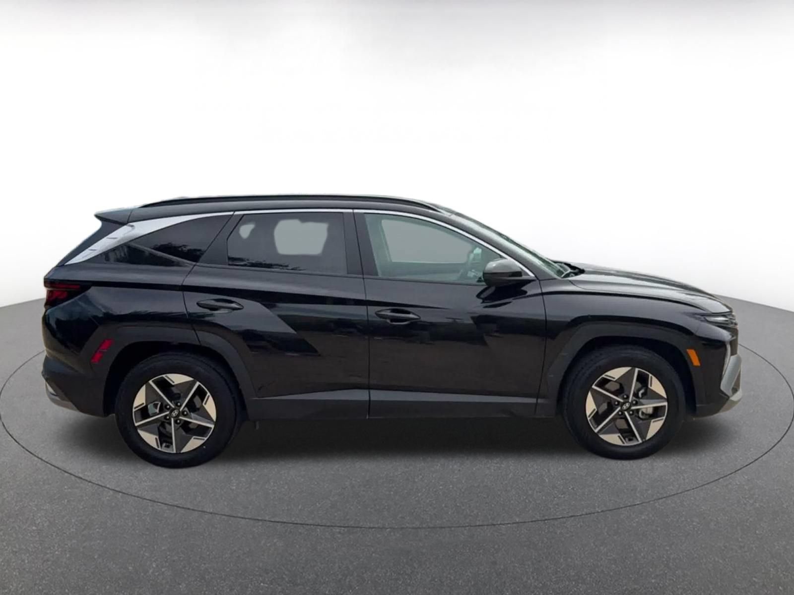 Thumbnail: 2026 Hyundai Tucson - 15