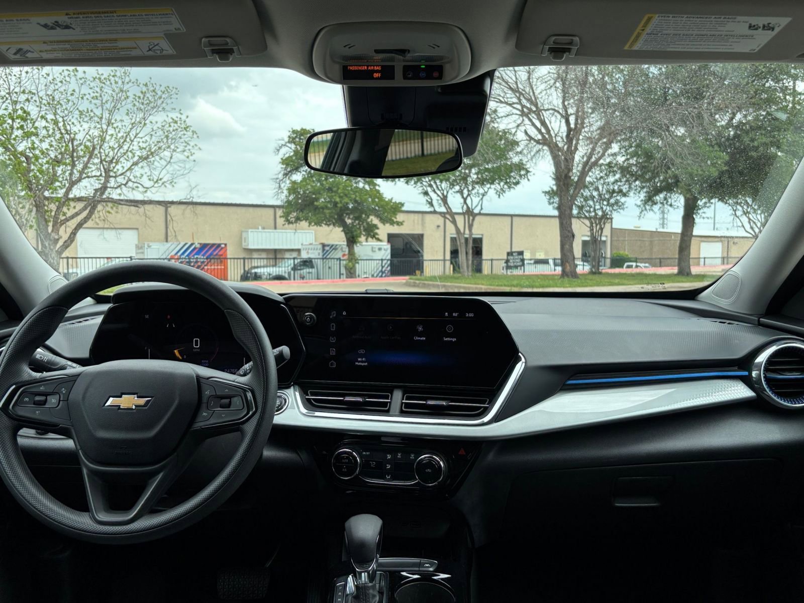 Thumbnail: 2025 Chevrolet Trax - 33