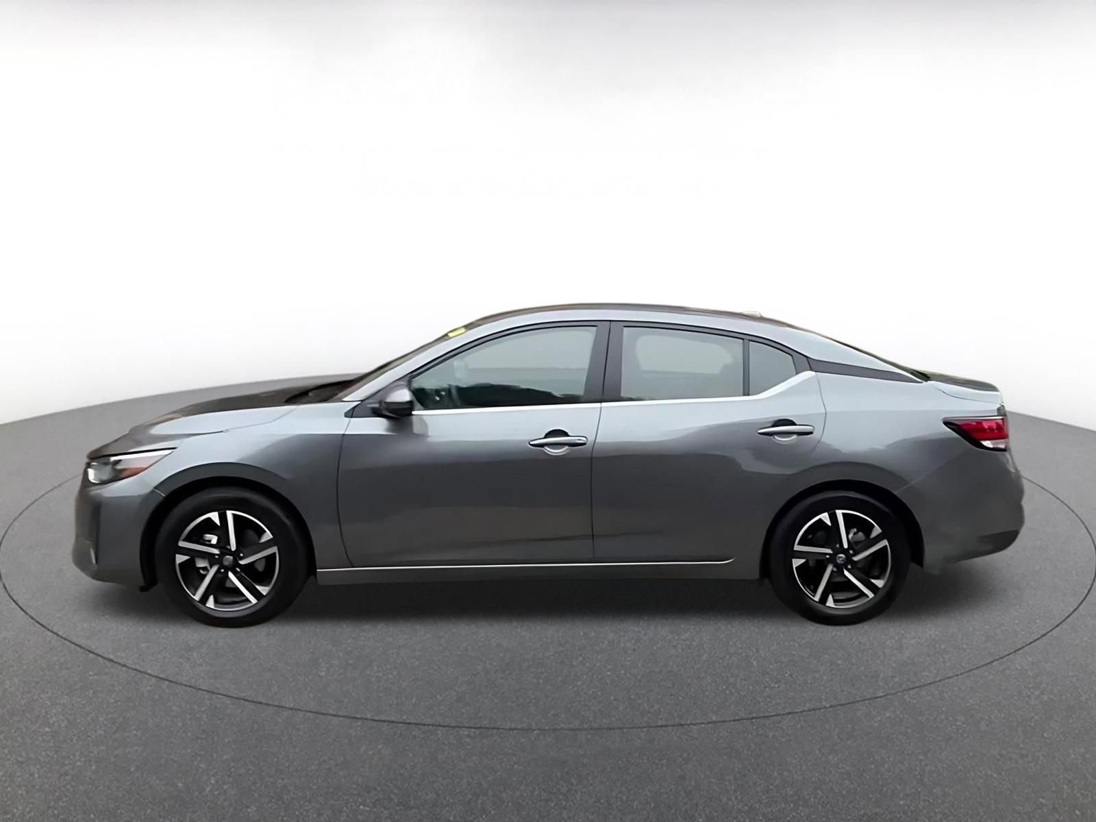 Thumbnail: 2025 Nissan Sentra - 9