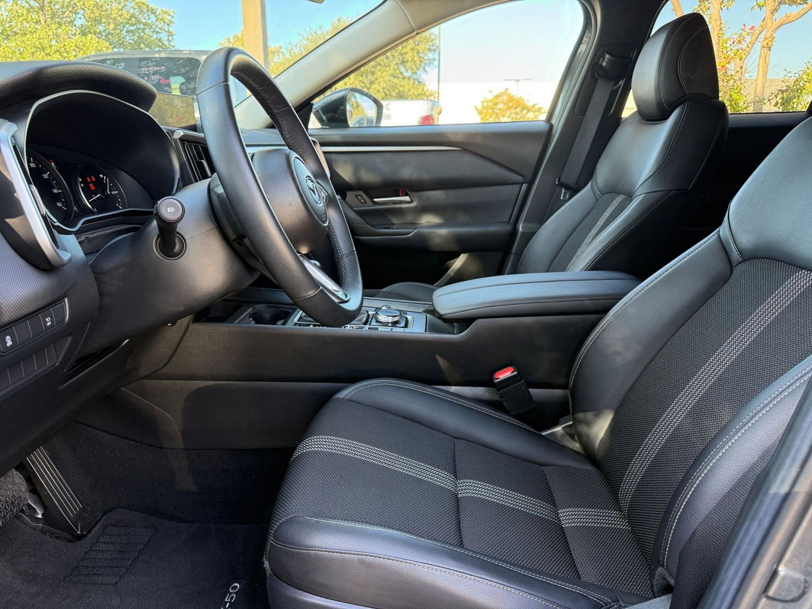 Thumbnail: 2025 Mazda CX-50 - 27