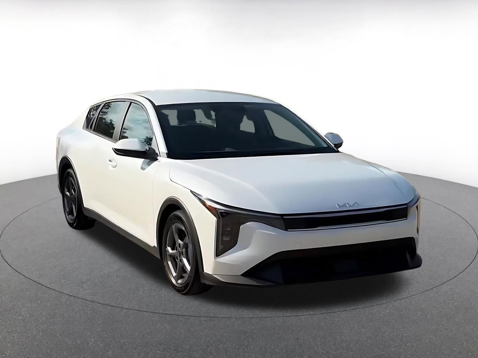 Thumbnail: 2025 Kia K4 - 3