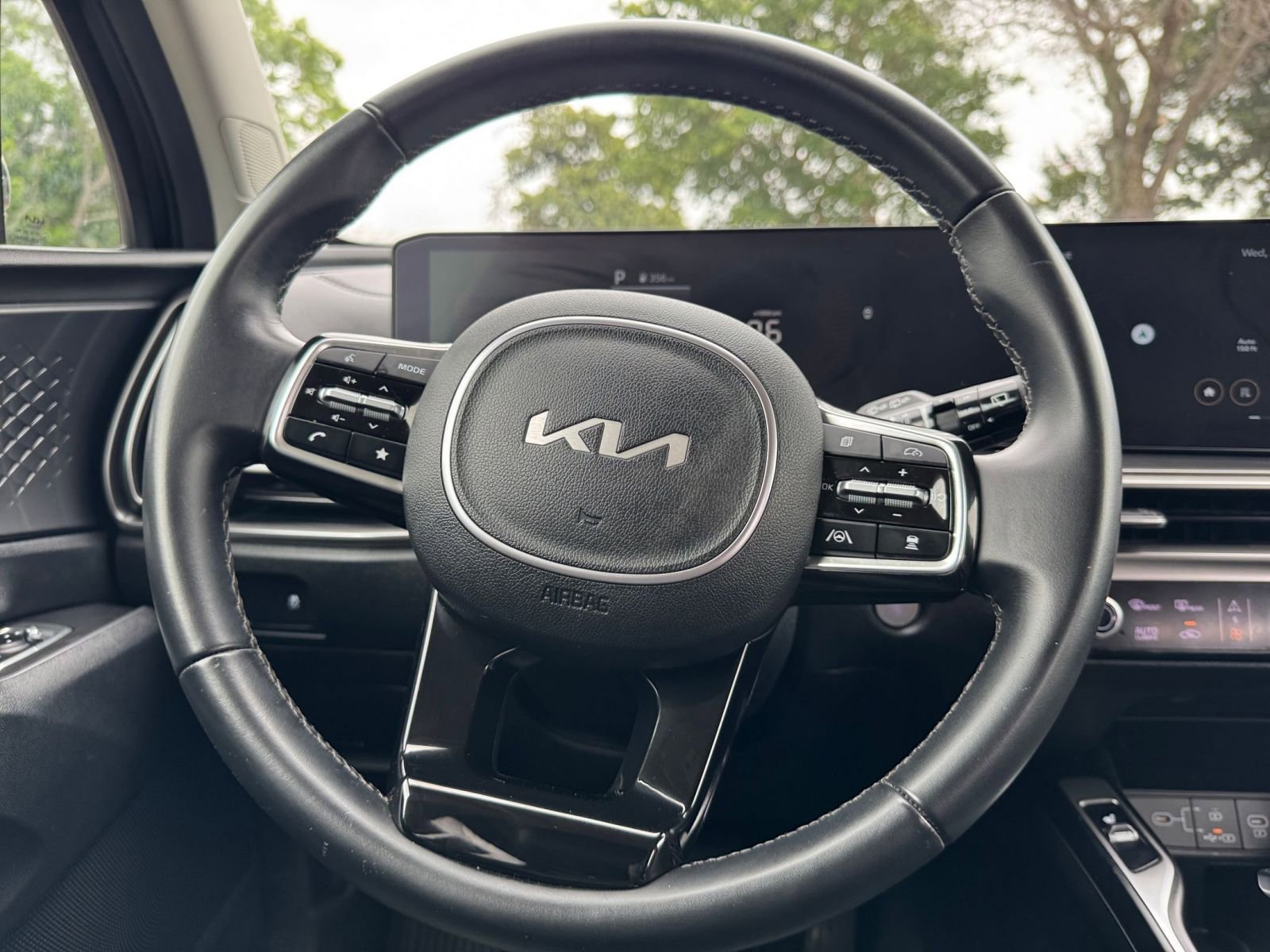 2024 Kia Sorento S 28