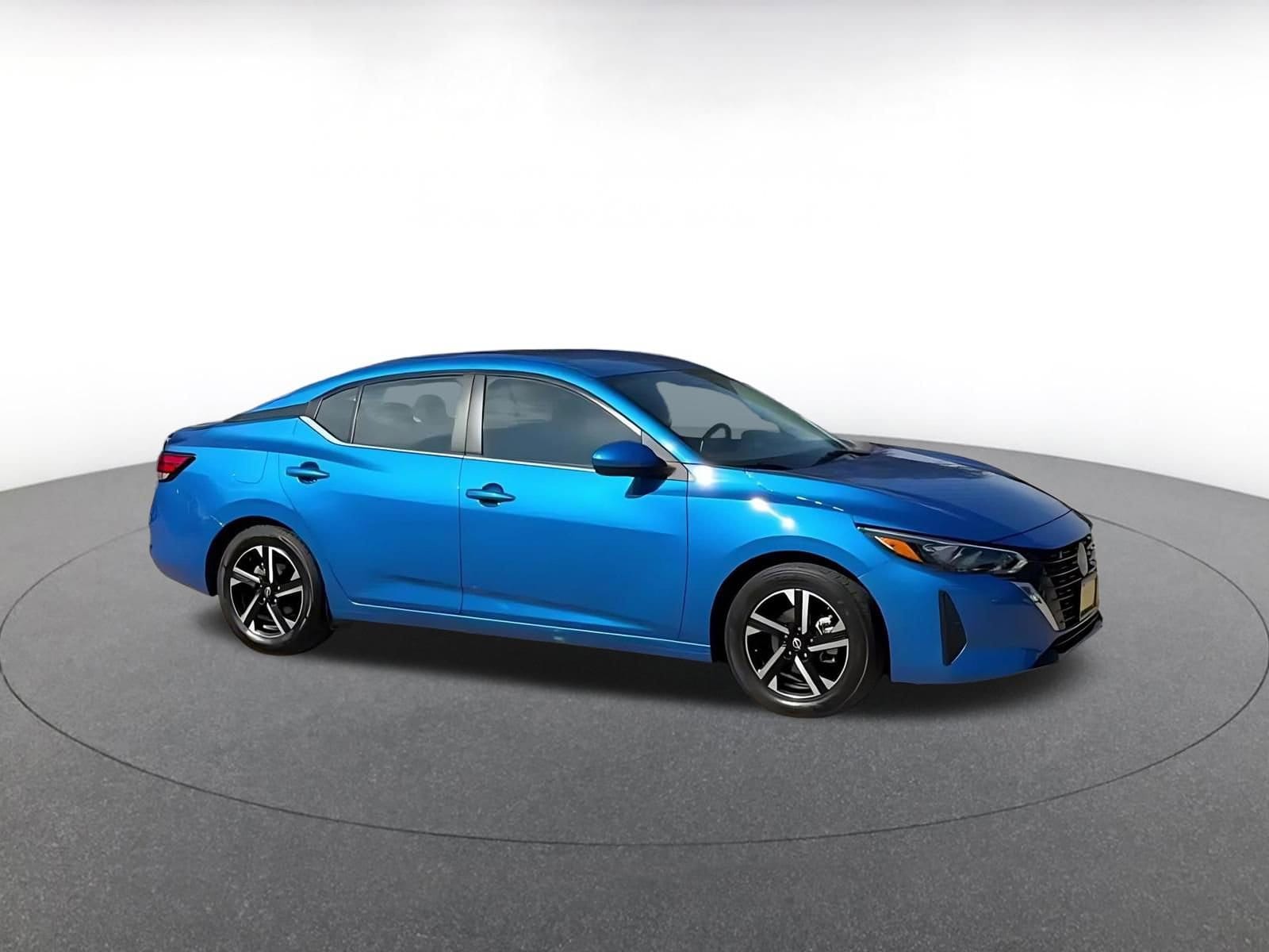 Thumbnail: 2025 Nissan Sentra - 2
