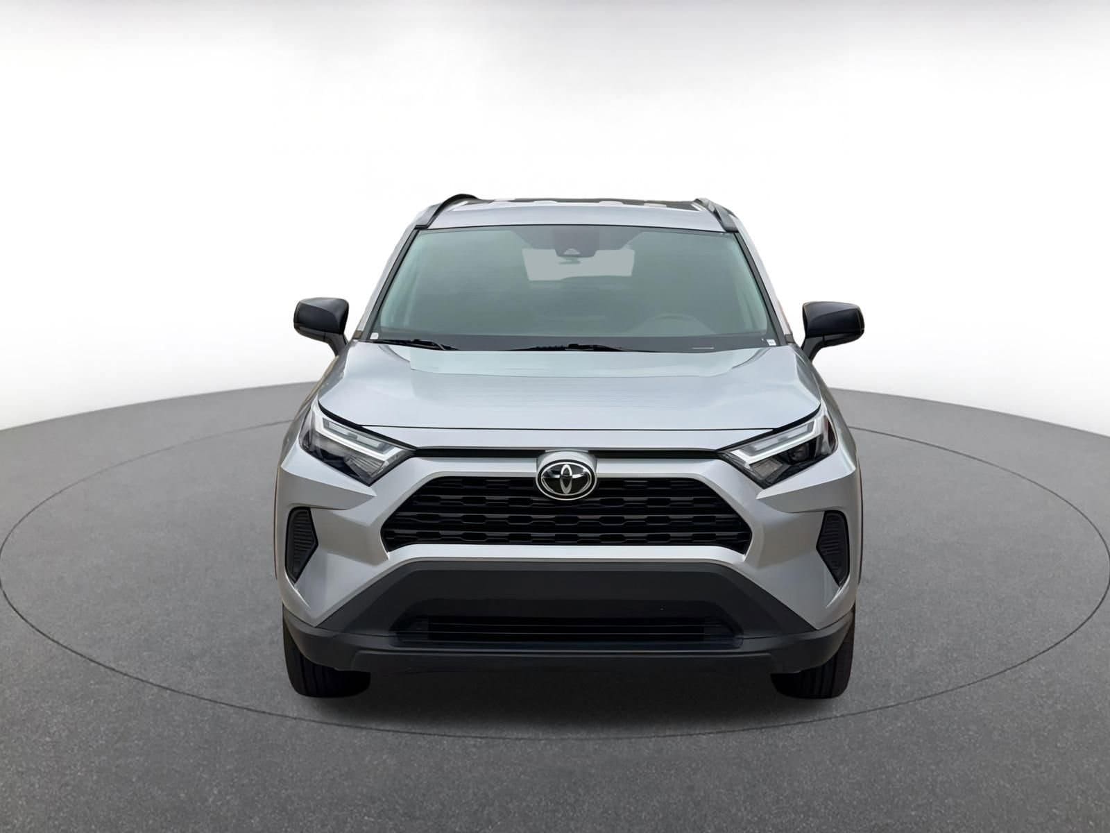 Thumbnail: 2025 Toyota RAV4 - 4