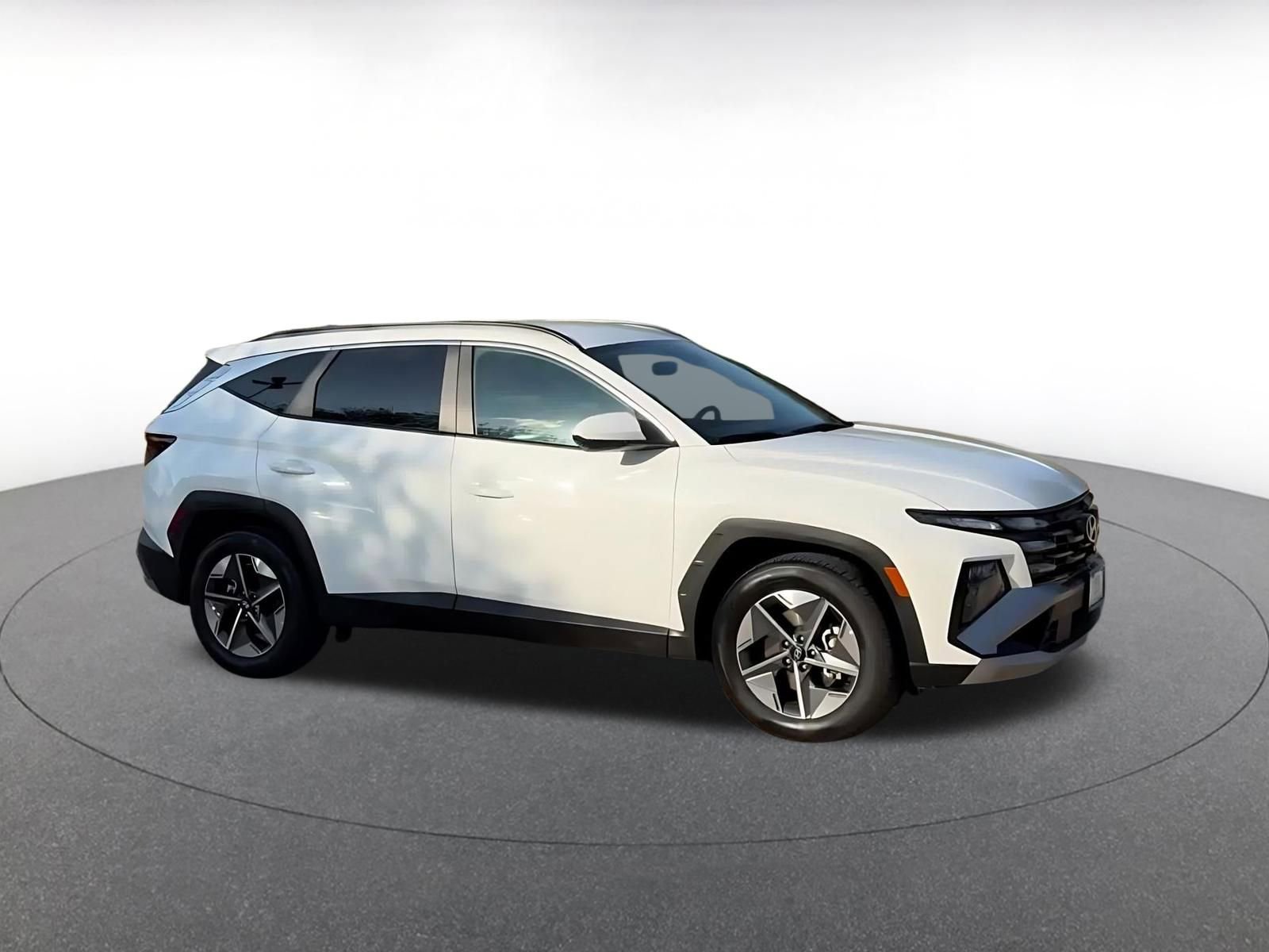 Thumbnail: 2025 Hyundai Tucson - 2