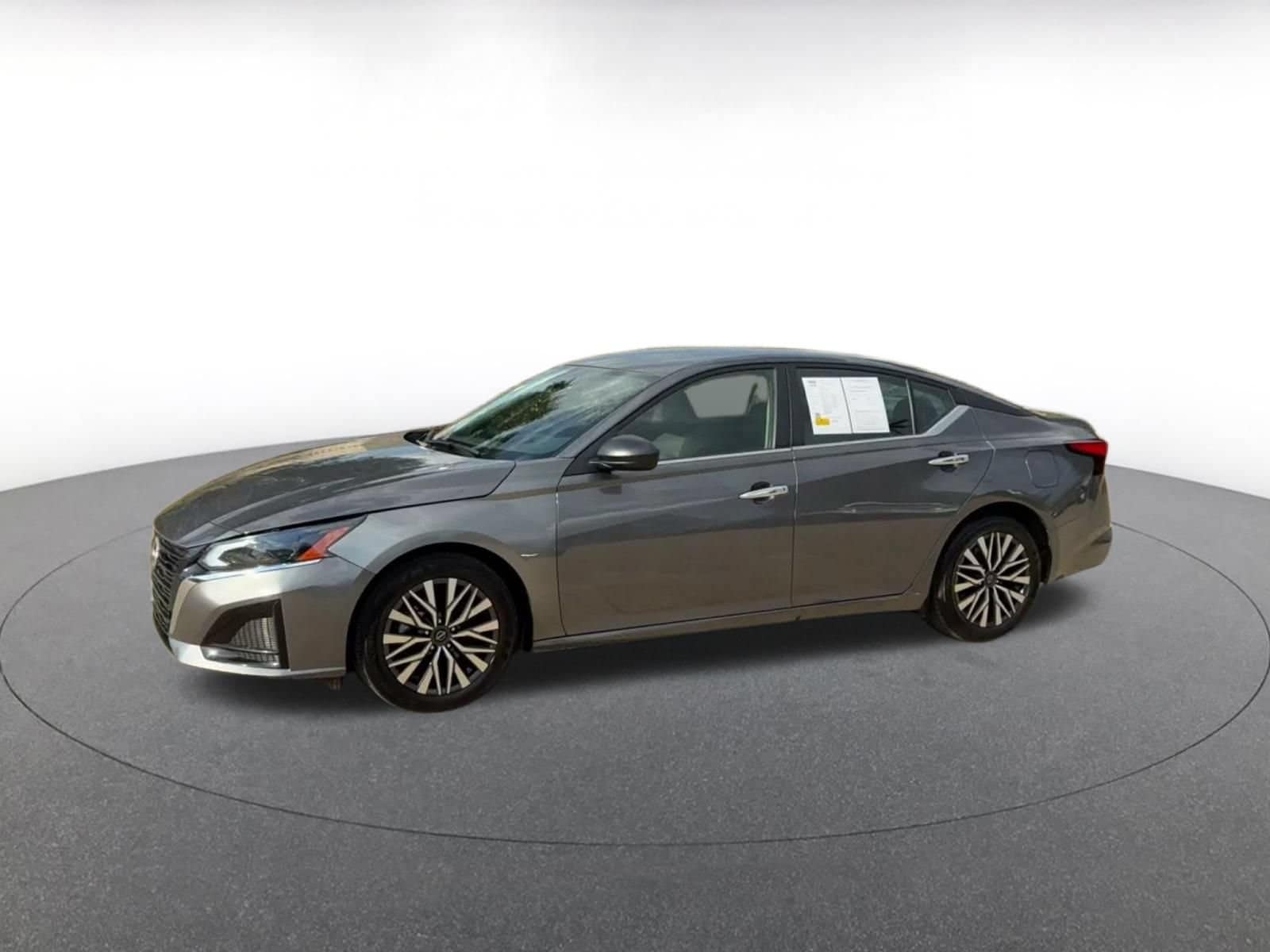 Thumbnail: 2025 Nissan Altima - 7