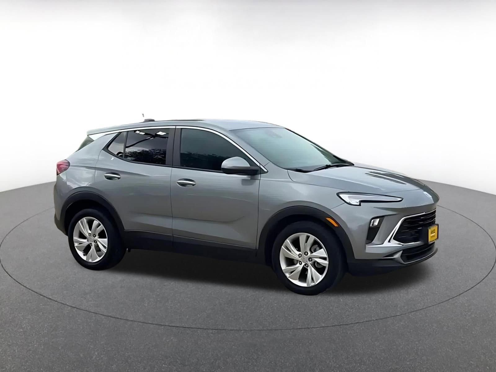 Thumbnail: 2025 Buick Encore GX - 2