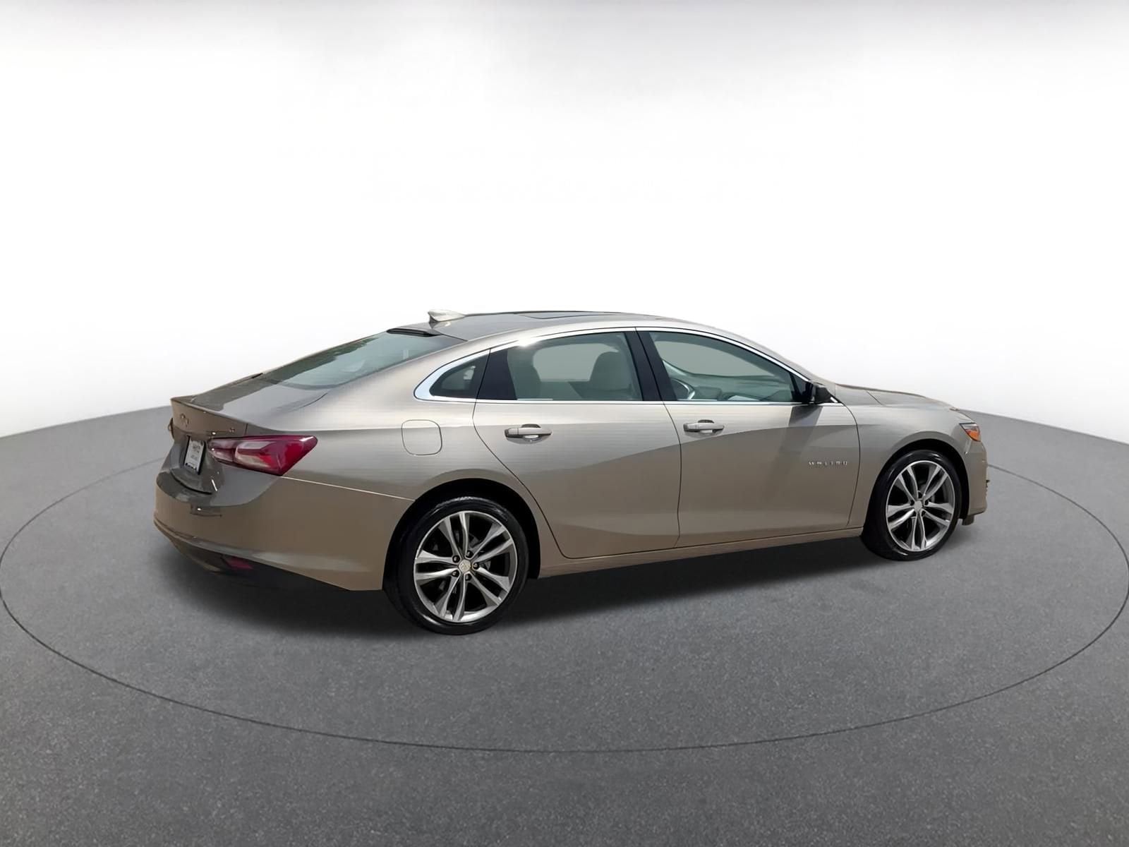 Thumbnail: 2024 Chevrolet Malibu - 15