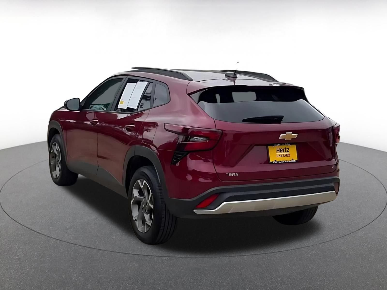 Thumbnail: 2025 Chevrolet Trax - 10