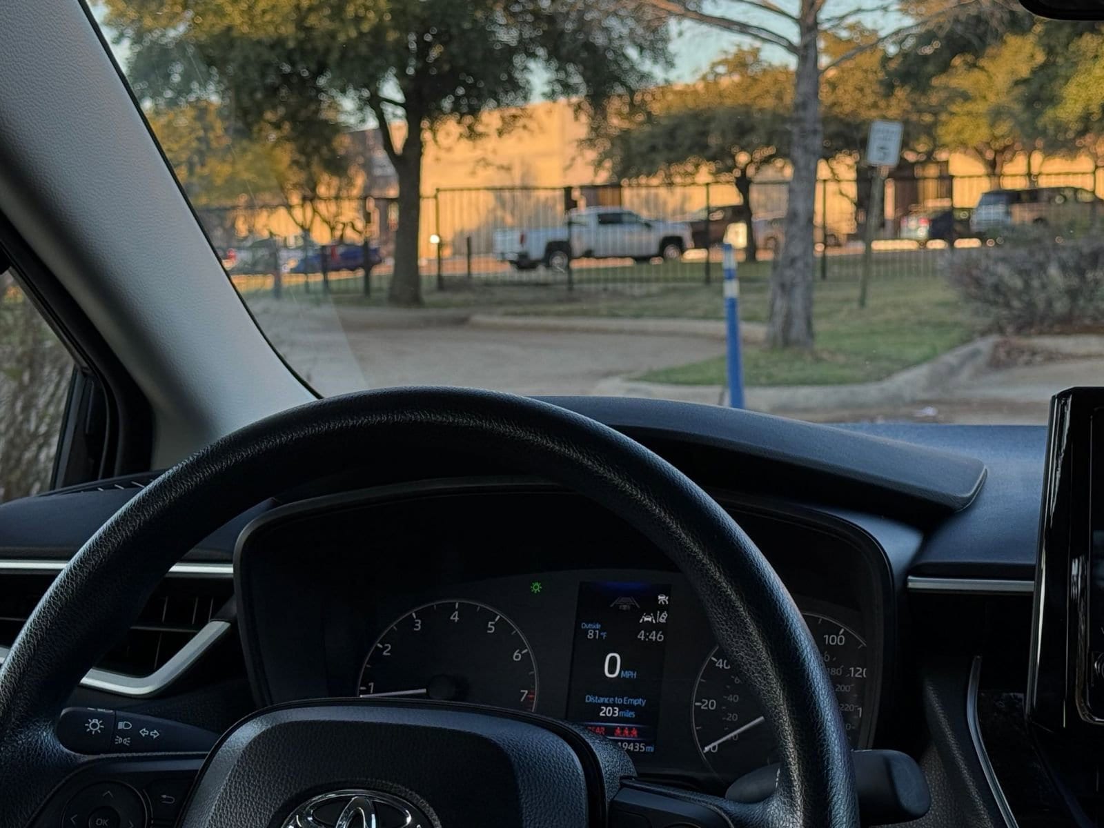 Thumbnail: 2025 Toyota Corolla - 34